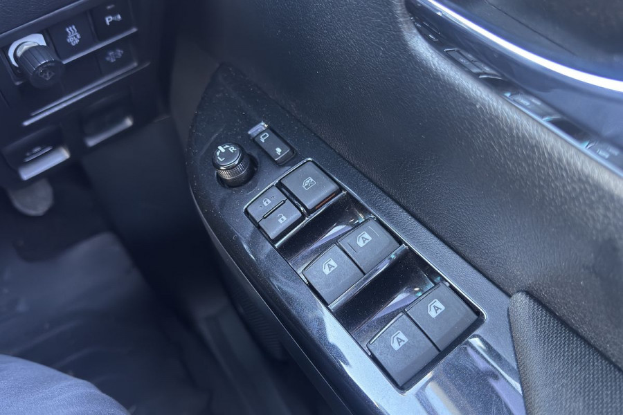2022 Toyota HiLux GUN126R SR5 Ute Image 13