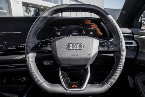2025 Audi A5 B10 TFSI 200kW S line Sedan image 10