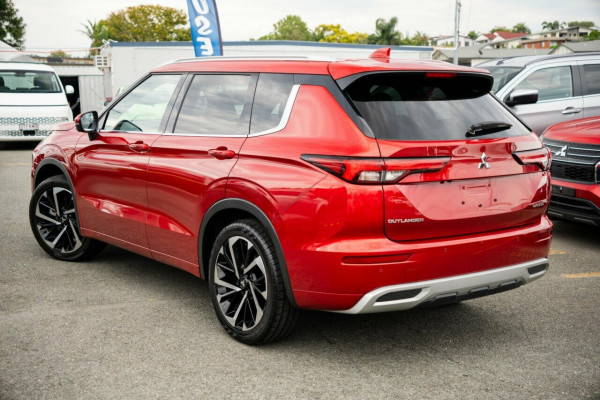2023 Mitsubishi Outlander ZM Exceed SUV