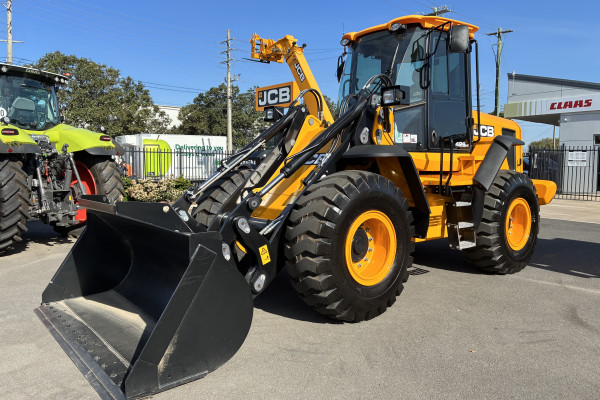 2025 JCB WHEELED LOADER Wheel Loader Image 1