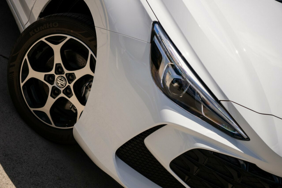 2024 MY24.5 MG MG3 ZP22 Essence Hybrid+ Hatch Image 6