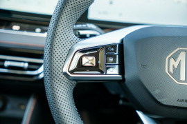 2025 MG HS AS33 Essence SUV