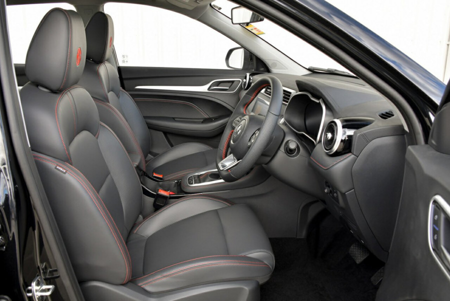 2024 MG ZST S13 Essence SUV Image 6