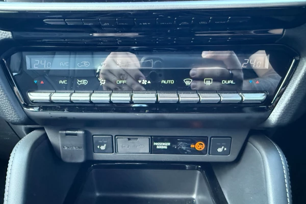 2025 MY25.5 Isuzu MU-X RJ LS-T SUV Image 21