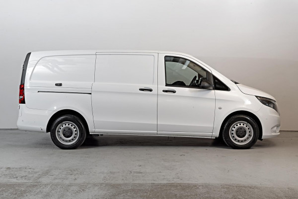 2021 Mercedes-Benz Vito 447 116CDI Bus image 3