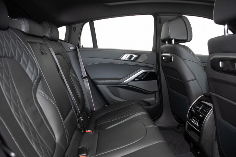 2024 BMW X6 G06 LCI M60i SUV