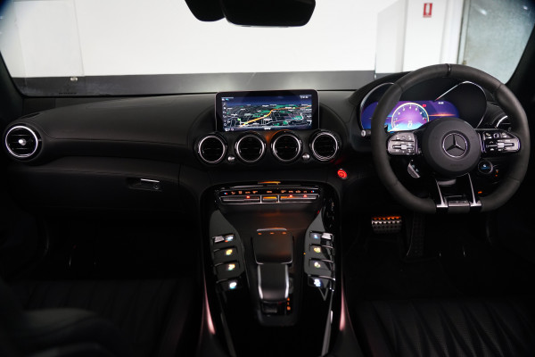 2021 Mercedes-Benz AMG GT Night Edition Coupe Image 30