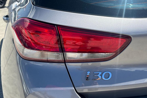 2022 Hyundai i30 PD.V4  Hatch Image 10