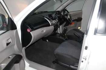 2013 Mitsubishi Triton 4 X 4 MN MY13 Utility