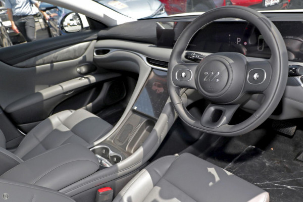 2026 MY25 MG IM5 P12L Premium Hatch Image 6