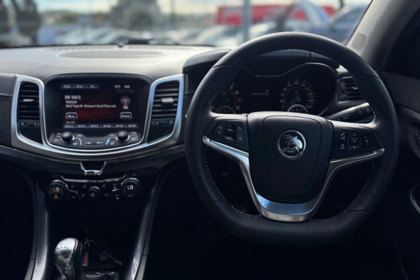 2016 HSV Clubsport Gen F2 R8 SV Black Sedan Image 11