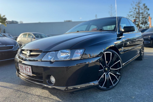 2002 Holden Commodore VX II SS Sedan Image 2