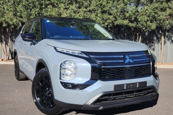 2025 Mitsubishi Outlander ZM LS SUV