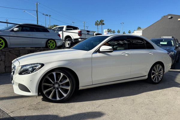 2016 Mercedes-Benz C-Class W205 C250 Sedan Image 1