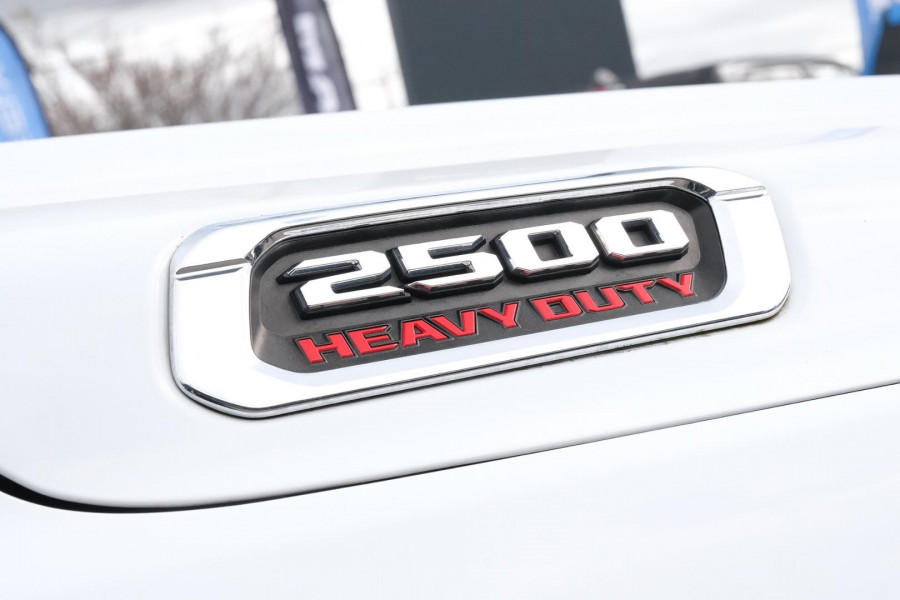 2021 MY22 Ram 2500 DJ Laramie Ute Image 22