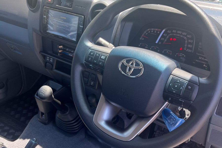 2024 MYon Toyota LandCruiser GDJL79R (Cab Chassis) GXL Double-Cab Cab-Chassis Image 9