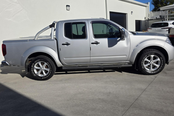 2013 Nissan Navara D40 Series 6 ST Dual Cab Pickup Image 2
