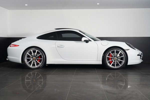 2015 Porsche 911 Carrera S Coupe Image 15