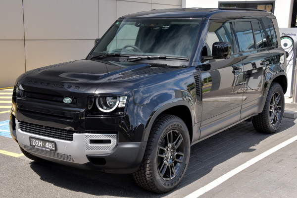 2024 Land Rover Defender L663 110 Hard Top S SUV image 26
