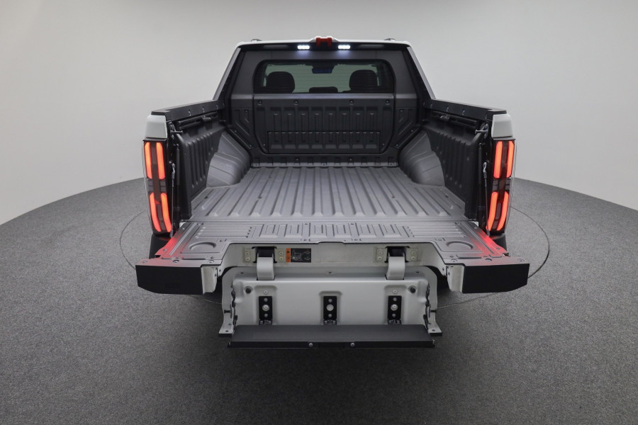 2026 MG U9 Explore Pro Ute Image 18