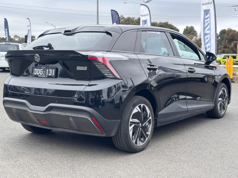 2023 MG MG4 MEH32 Excite 51 Hatch Image 11