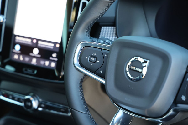 2026 MY27 Volvo EX40  Ultra Twin Motor Performance SUV Image 8