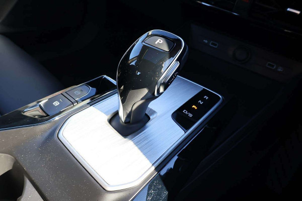 2026 MY25 MG MG5 AP32 Essence Sedan Image 14