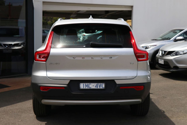 2018 Volvo Xc40 (No Series) MY19 T4 Momentum Suv