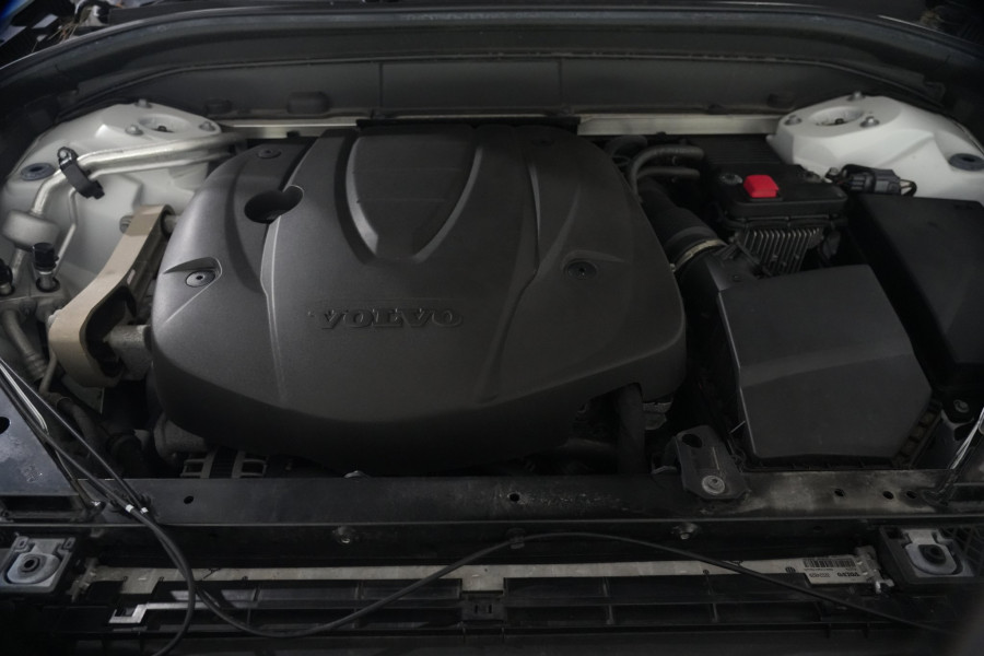 2021 Volvo XC60 UZ D4 Momentum SUV