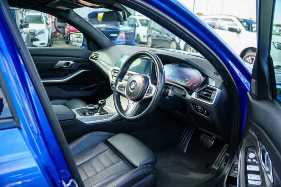2022 BMW 3 Series G20 320i M Sport Sedan Image 15