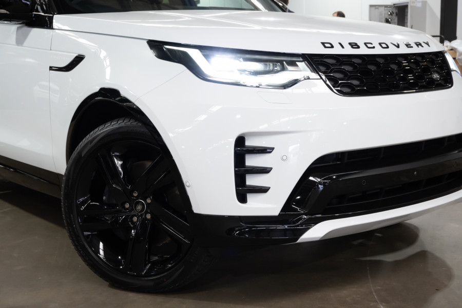 2026 Land Rover Discovery Series 5 D350 Dynamic SE SUV