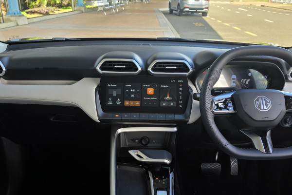 2024 MY24.5 MG ZS HEV ZS32 Essence Hybrid+ SUV