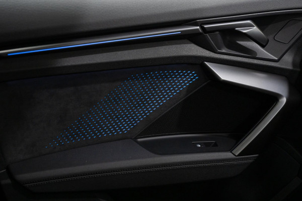 2025 Audi RS 3 GY  Hatch image 21