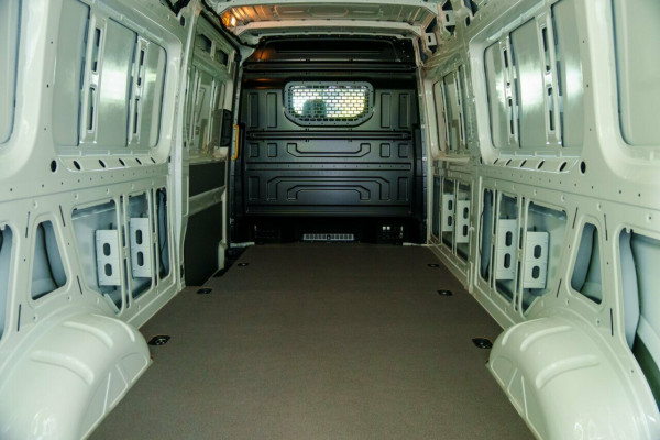 2026 Volkswagen Crafter SY1 Van LWB High Roof Van Image 4