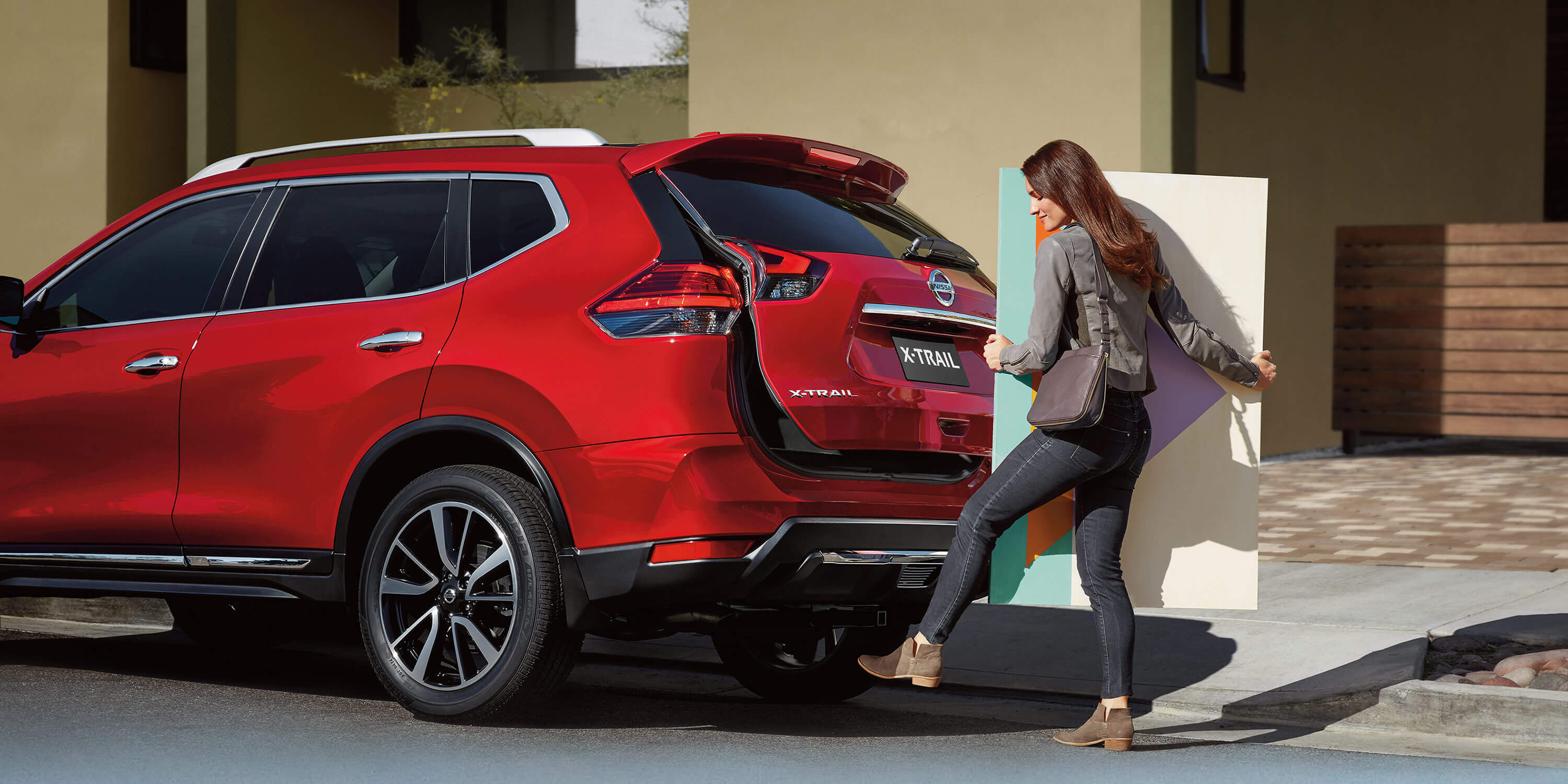 X-Trail Motion-Activated Tailgate