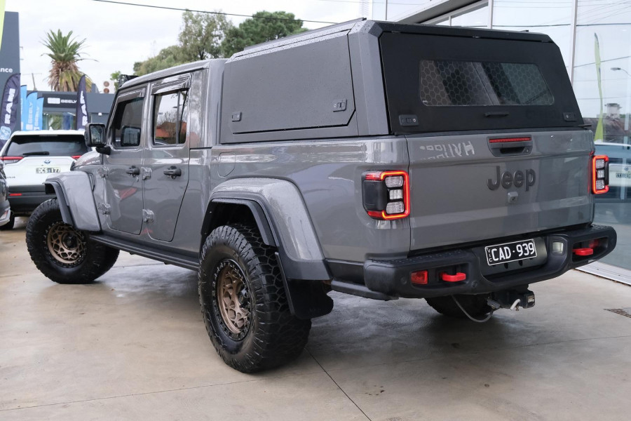 2022 Jeep Gladiator JT Rubicon Pickup Image 2
