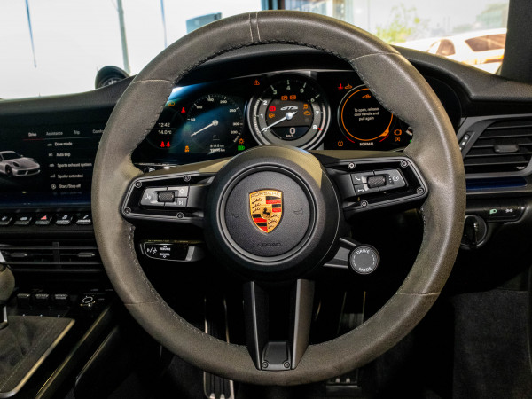 2022 Porsche 911 992 Carrera GTS Coupe image 18
