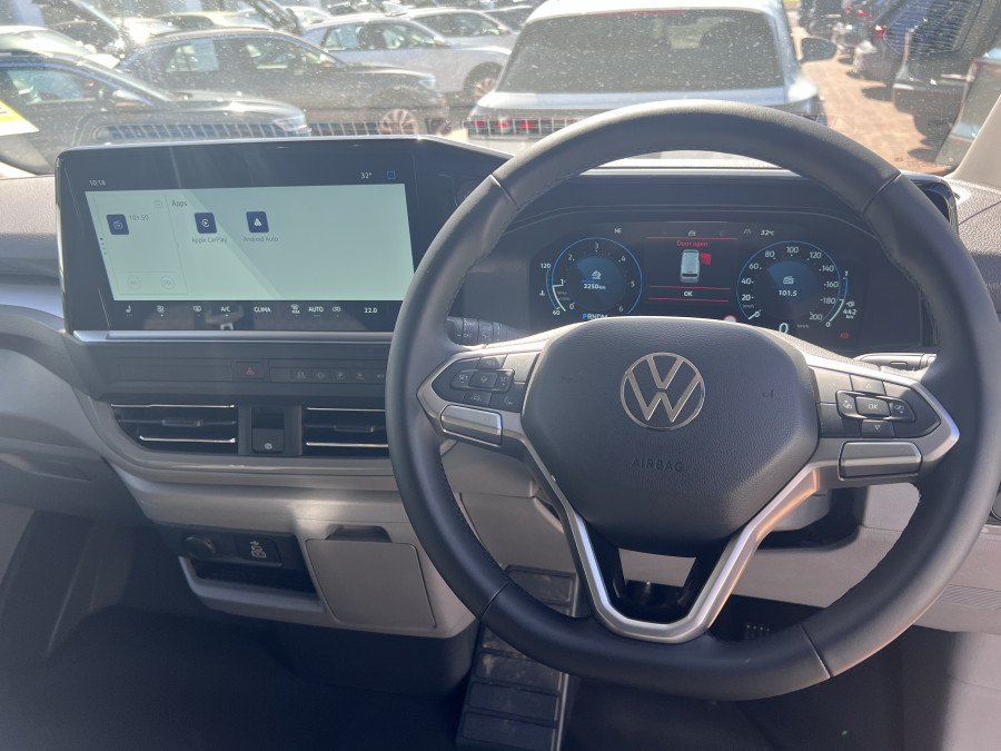 2025 Volkswagen Transporter NSN TDI 125kW Van Image 7