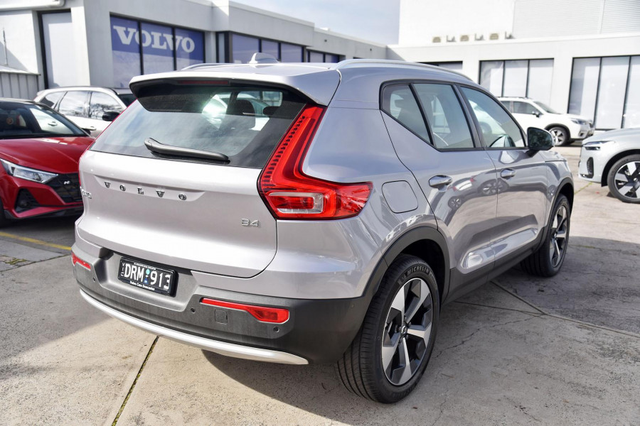 2025 MY26 Volvo XC40 XZ Plus B4 SUV Image 22