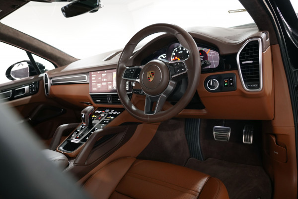 2021 Porsche Cayenne Gts SUV Image 22