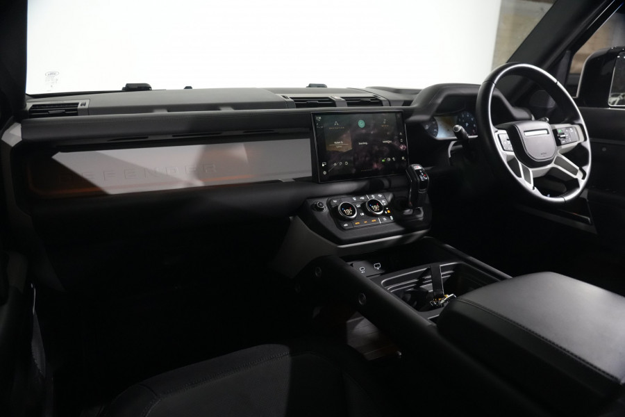 2023 Land Rover Defender L663 110 P400 X-Dynamic HSE SUV Image 12