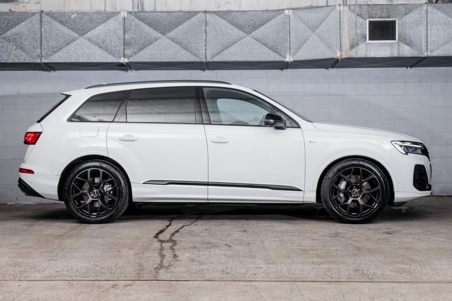 2025 Audi Q7 4M 55 TFSI S line SUV