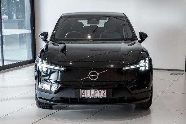 2025 Volvo EX30  Single Motor Extended Range Ultra SUV Image 5