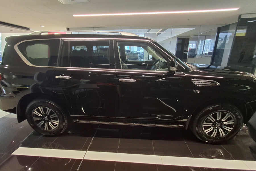 2024 Nissan Patrol Y62 Series 5 Ti-L SUV Image 8