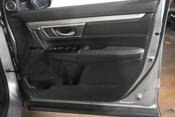 2023 Honda CR-V VTi L SUV Image 24