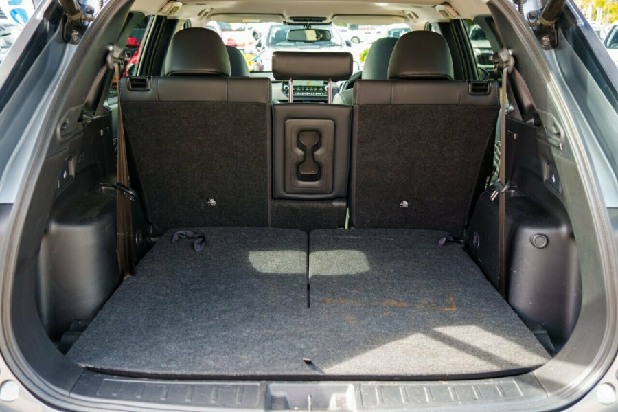 2023 MY24 Mitsubishi Outlander ZM Exceed SUV Image 8