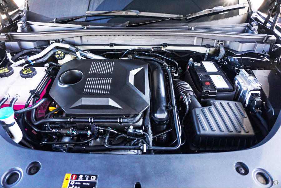 2024 MY24.5 MG HS AS33 Excite SUV Image 11
