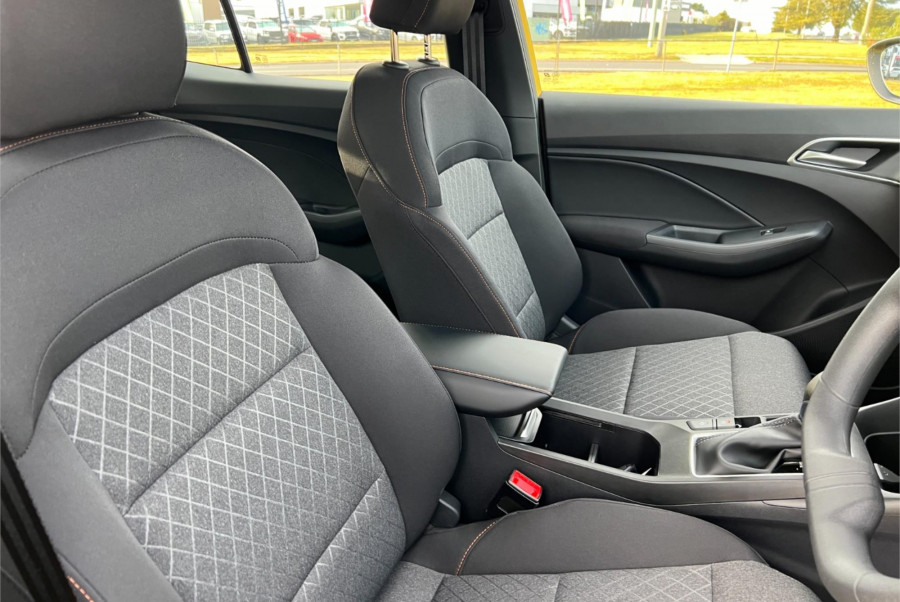 2025 MY24.5 MG MG3 ZP22 Excite Hatch Image 13