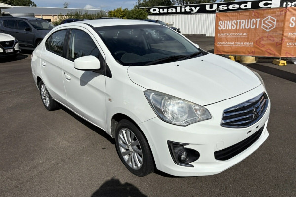2014 MY15 Mitsubishi Mirage LA ES Sedan