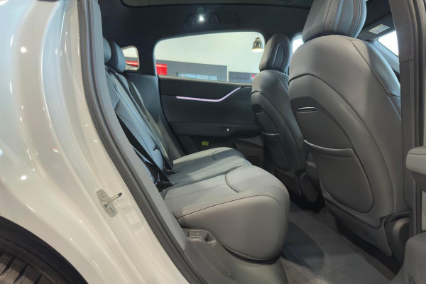 2026 XPeng G6  Long Range SUV Image 21